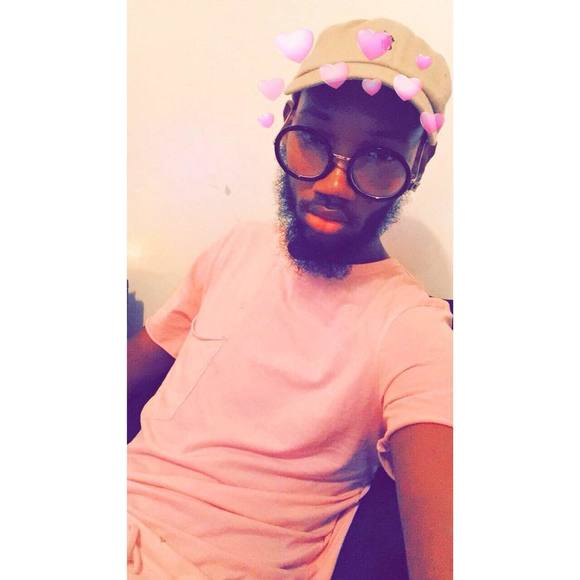 Meet your Posher, Apõłłõ - Picture 1 of 1